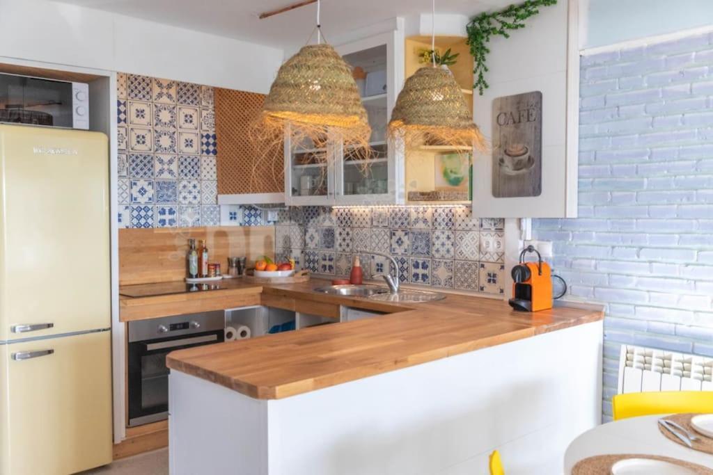 Appartement Face A La Mer Avec Parking Gratuit Libre D'Acces Alicante Exterior foto